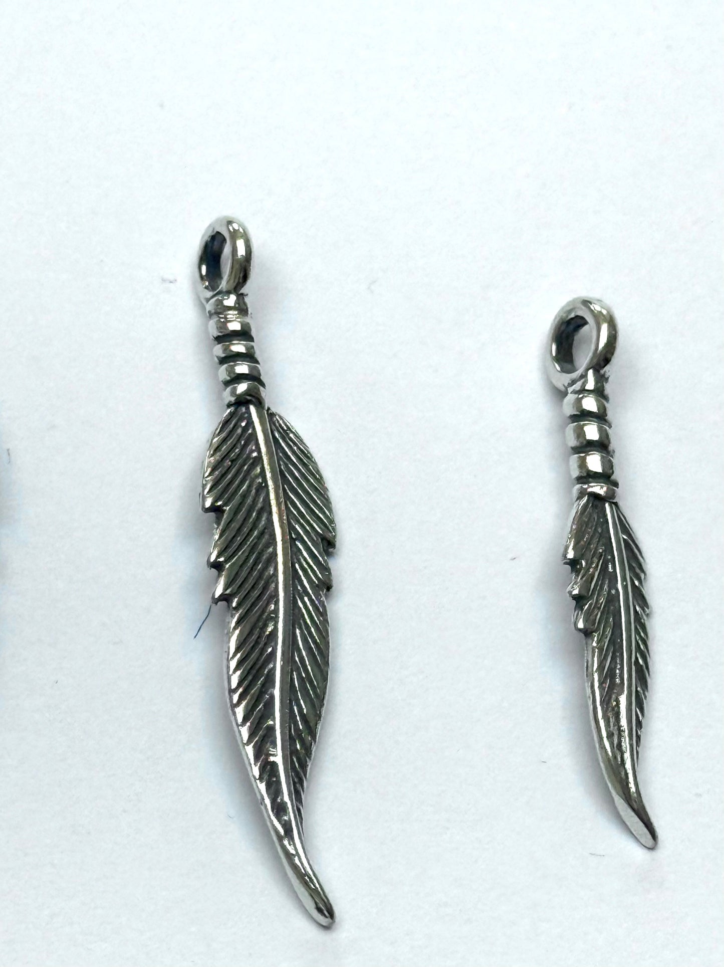 Feather charm small size