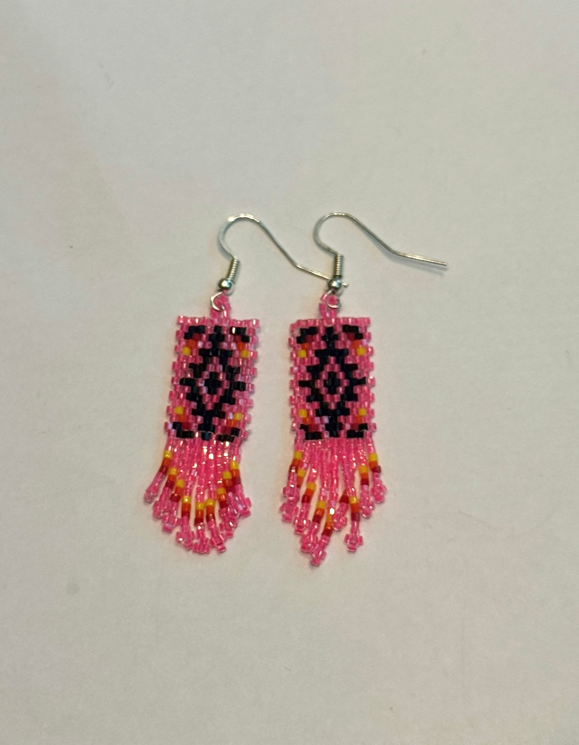 Short beaded earrings