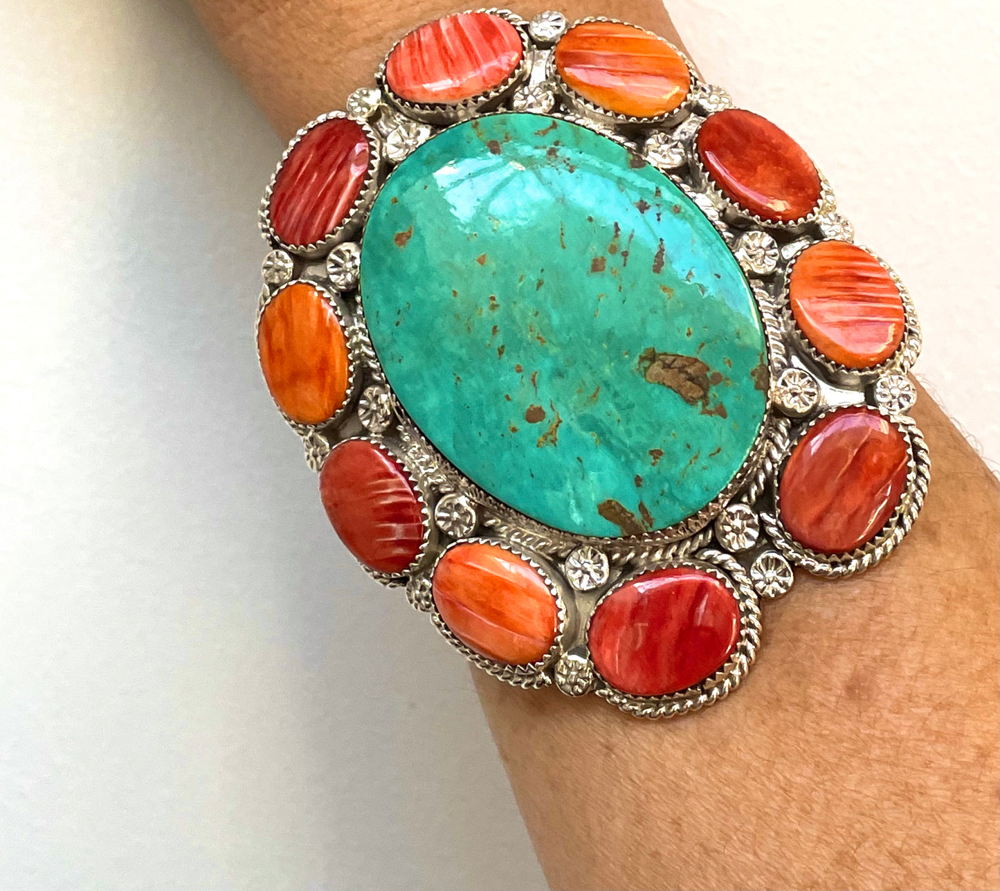 Stunning turquoise bracelet