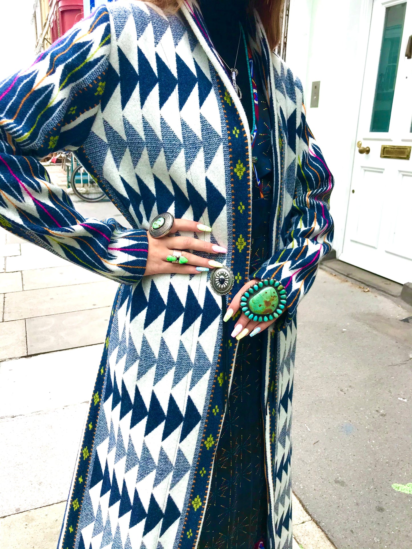 Large amazing turquoise Navajo ring