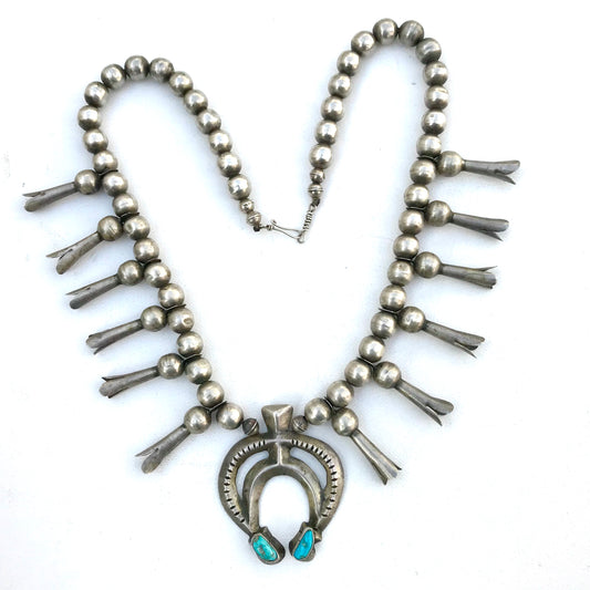 1940S vintage heavy solid sterling silver squash blossom