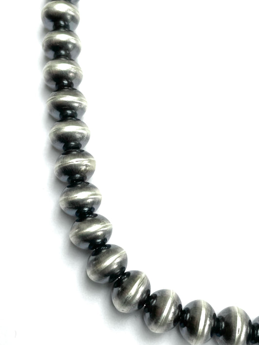 Sterling silver Navajo heavy gauge silver necklace