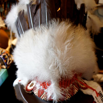 Headdress red and white