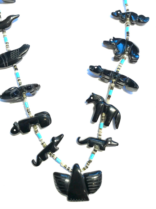 New amazing Jet long power animal necklace