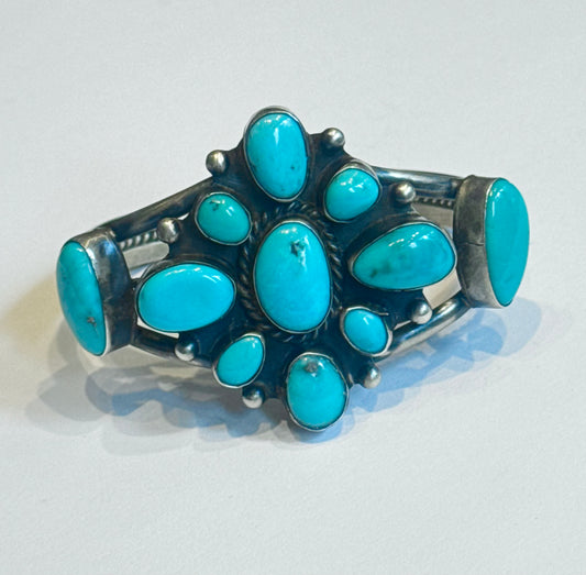 Beautiful turquoise bracelet