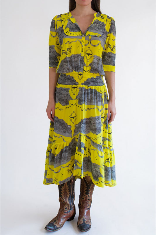 Yolking sheered waist dress- Canyon Mountain Lion- yellow and grey