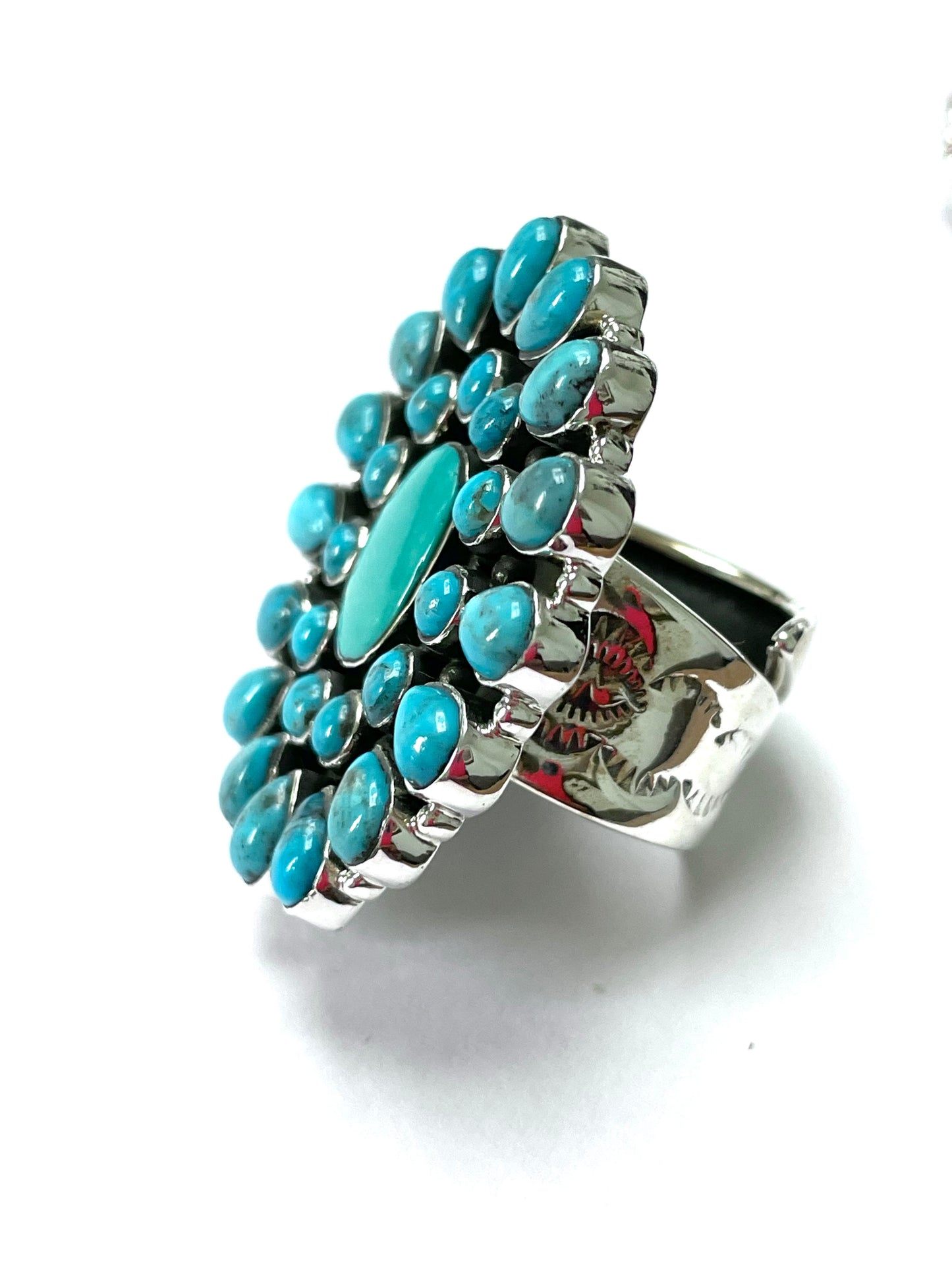 Stunning turquoise silver ring