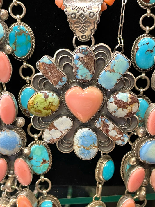 Heart turquoise pendent with shell