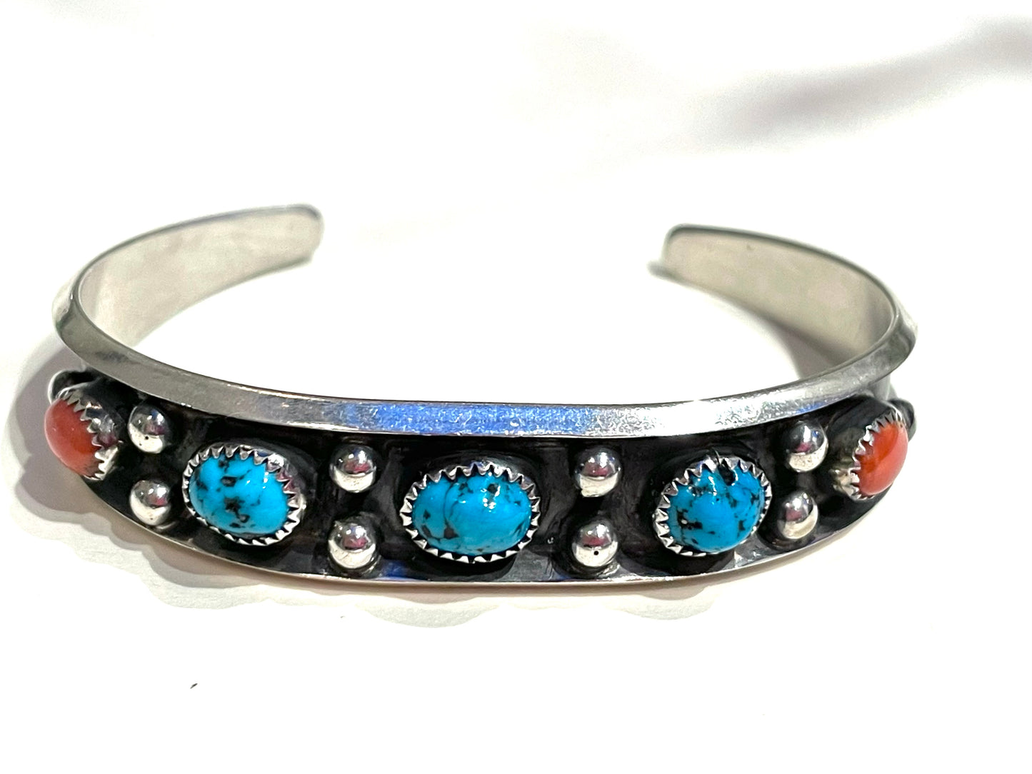 Navajo turquoise  bracelet with beautiful stones