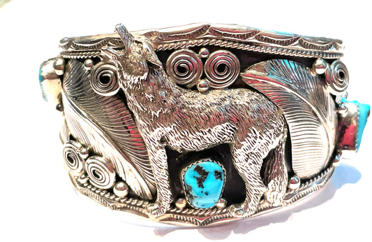 Navajo sterling silver wolf bracelet