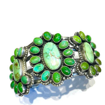 Amazing Navajo rare emerald turquoise bracelet