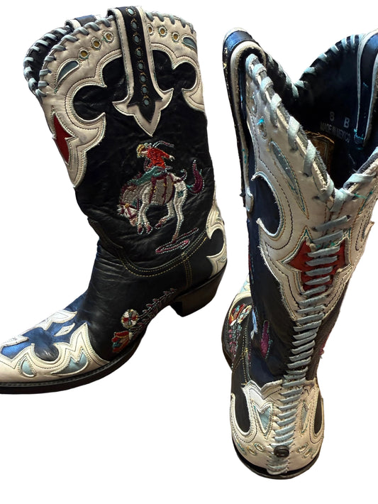 Hand embroidered cowboy boots
