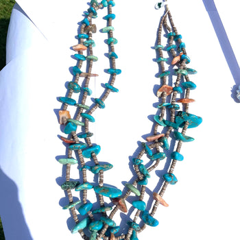 Vintage Santo Domingo necklace long