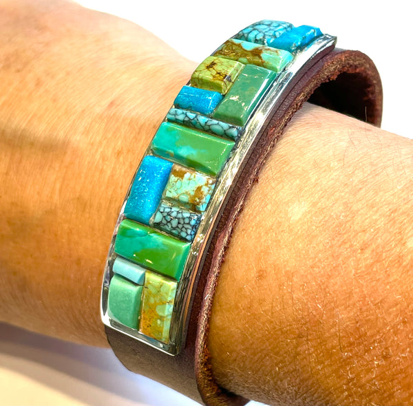 Inlaid turquoise leather bracelet / cuff