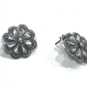 Concho earrings studs