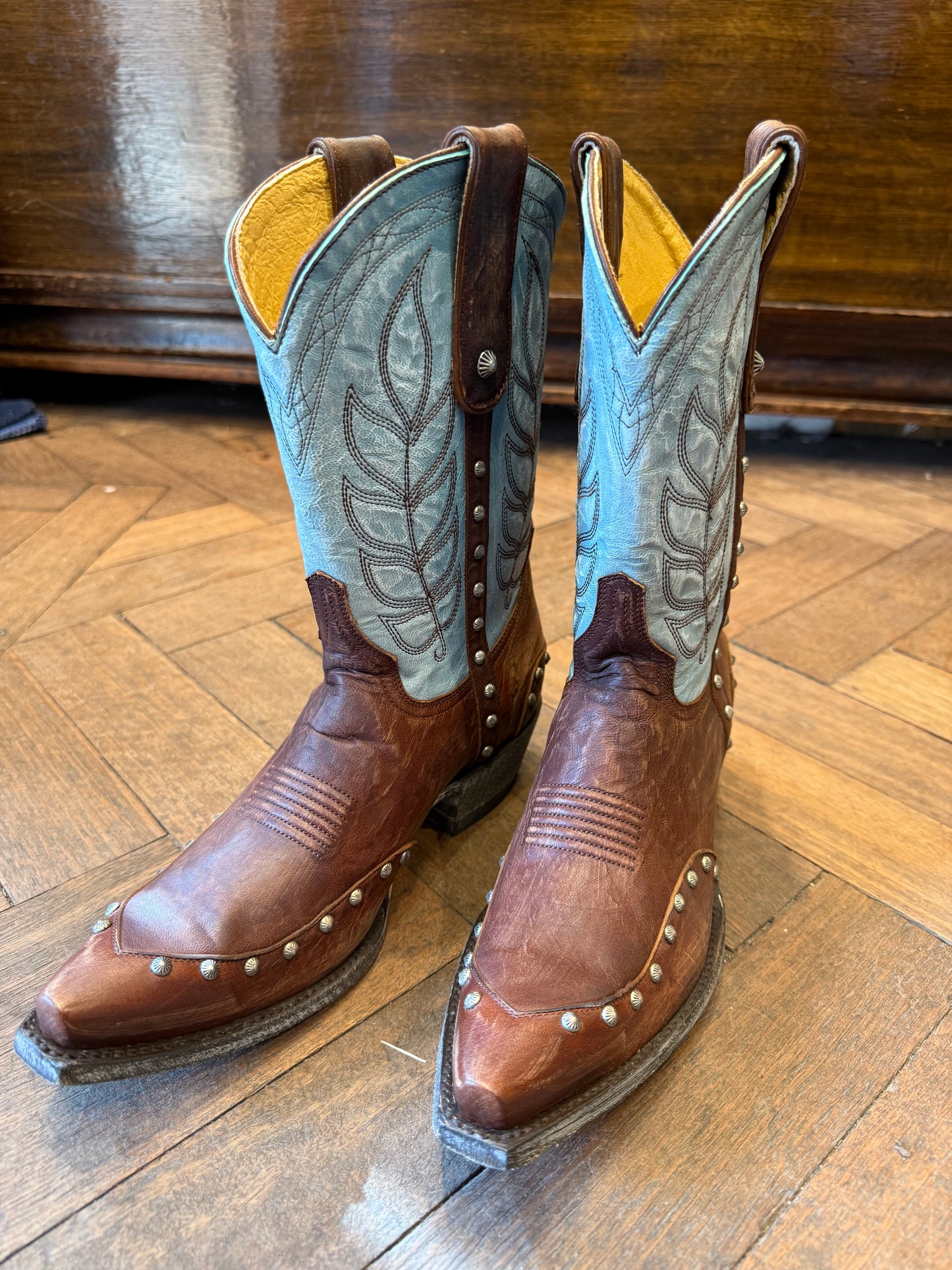Short turquoise & brown Cowboyboots