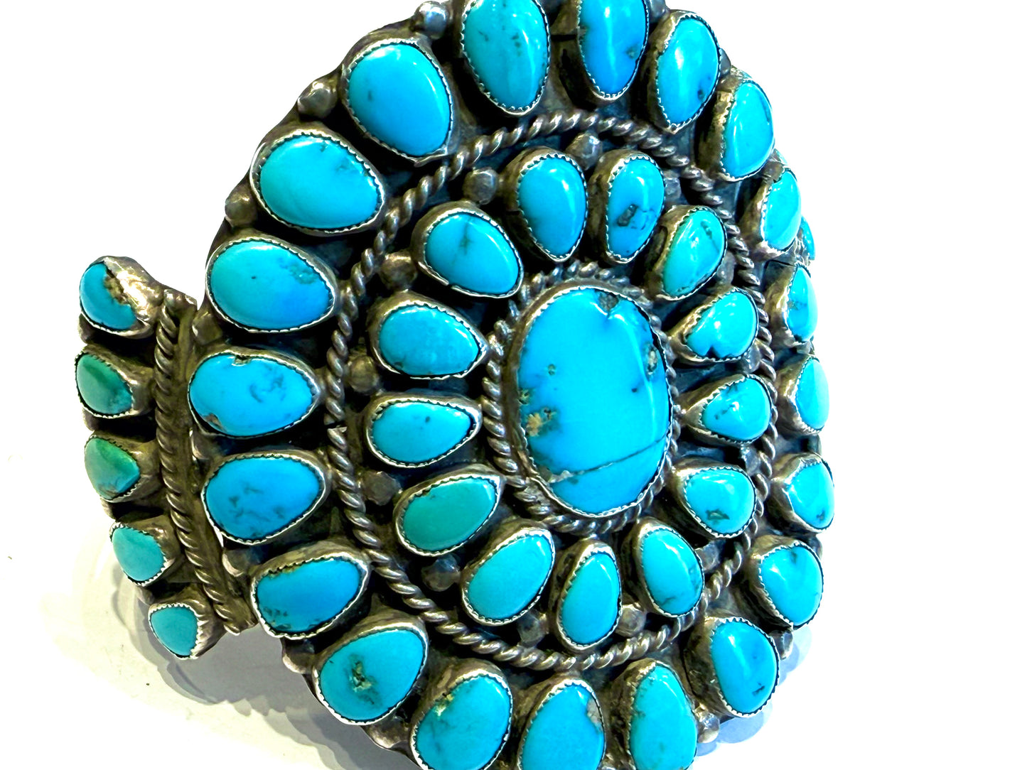 Beautiful vintage 1950s turquoise bracelet