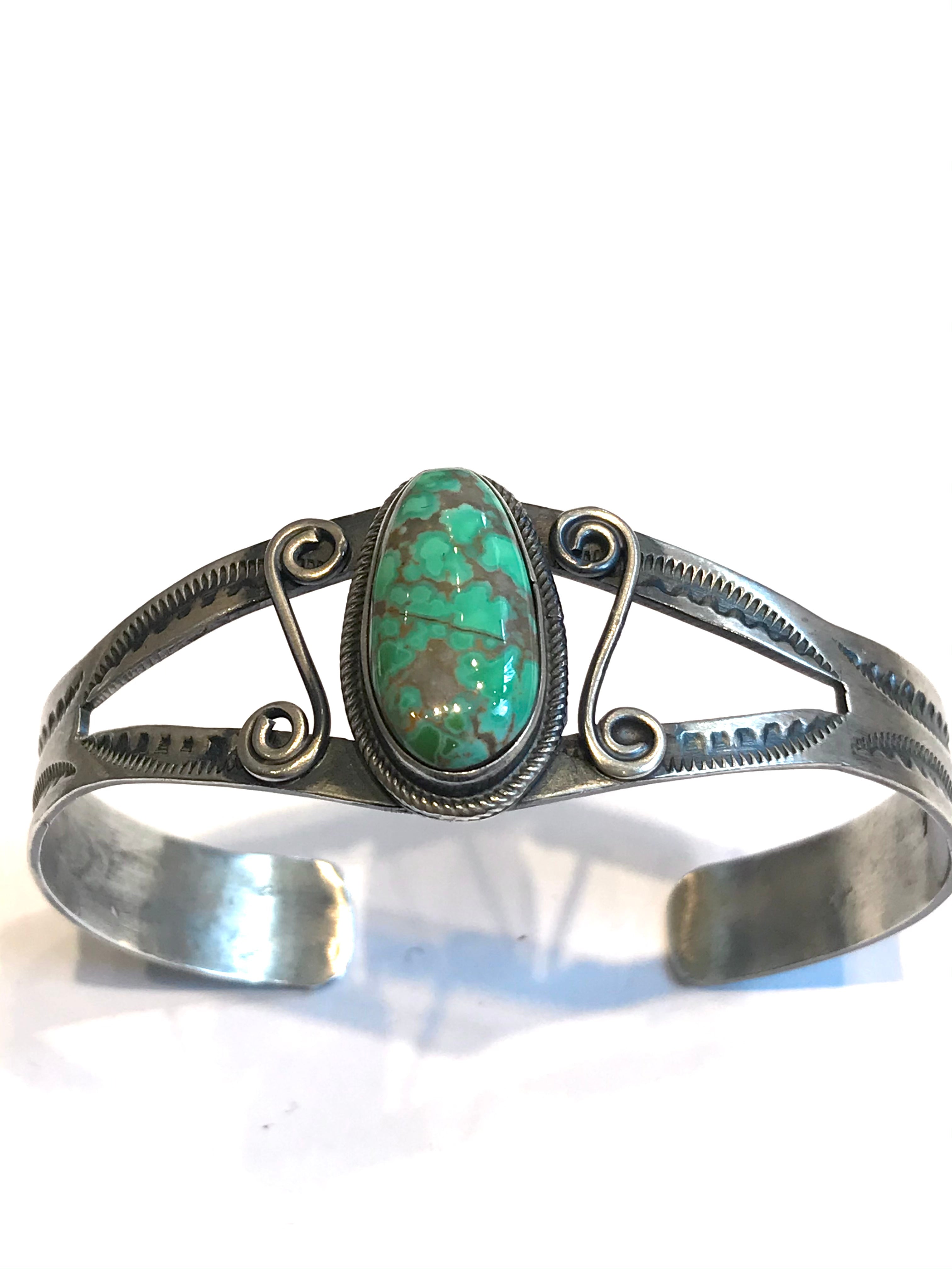 Rare emerald green bracelet