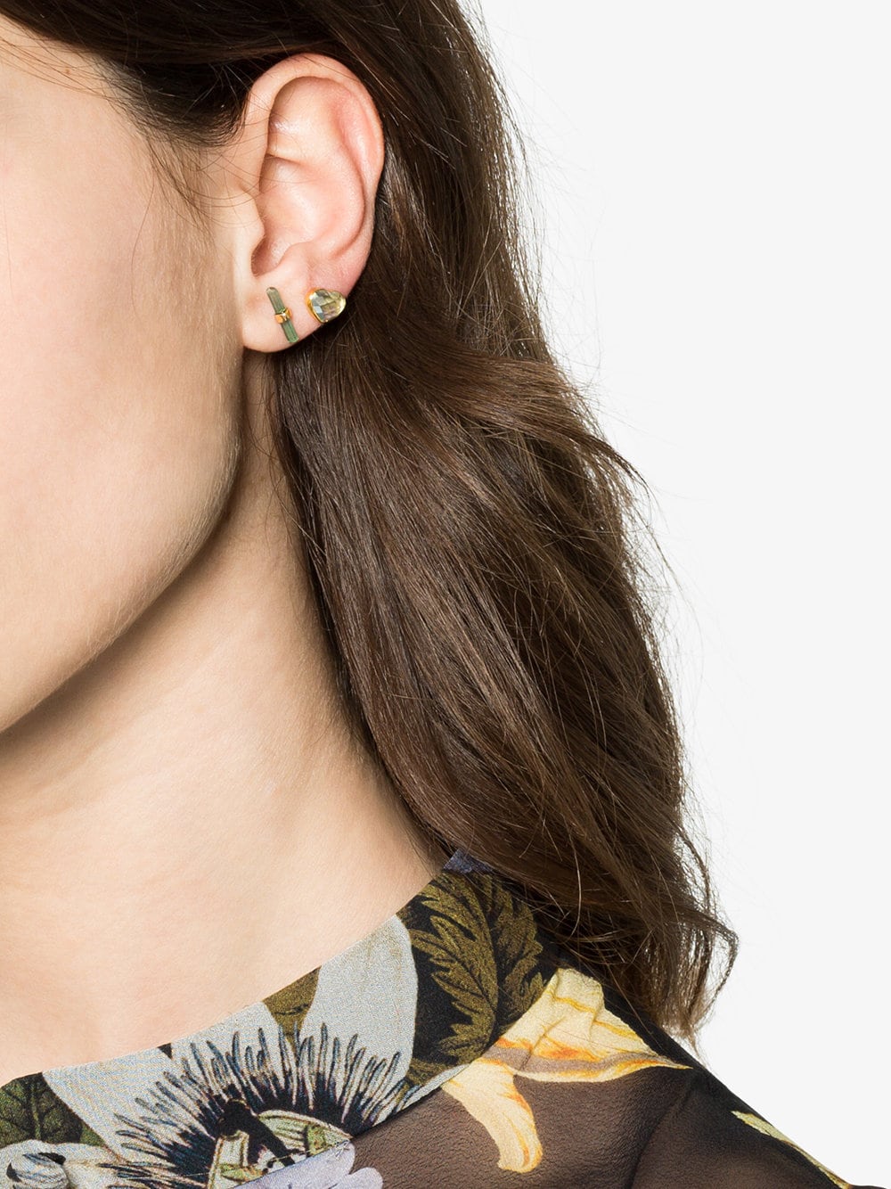 18k yellow gold aquamarine heart stud earring