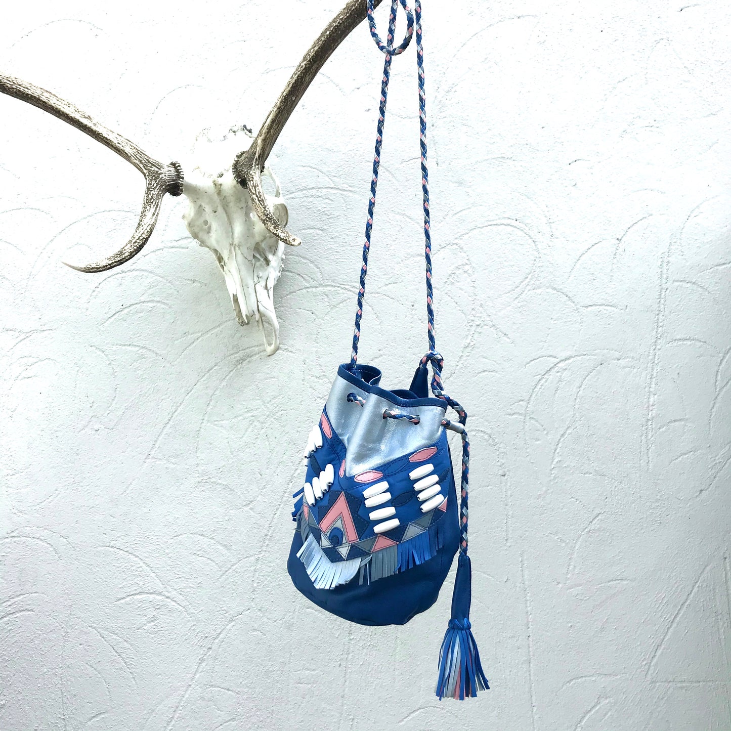 Jessie Western brand soft leather bucket bag