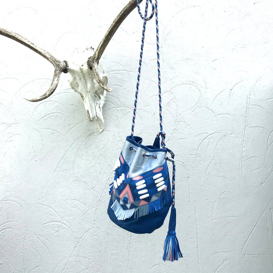 Jessie Western brand soft leather bucket bag