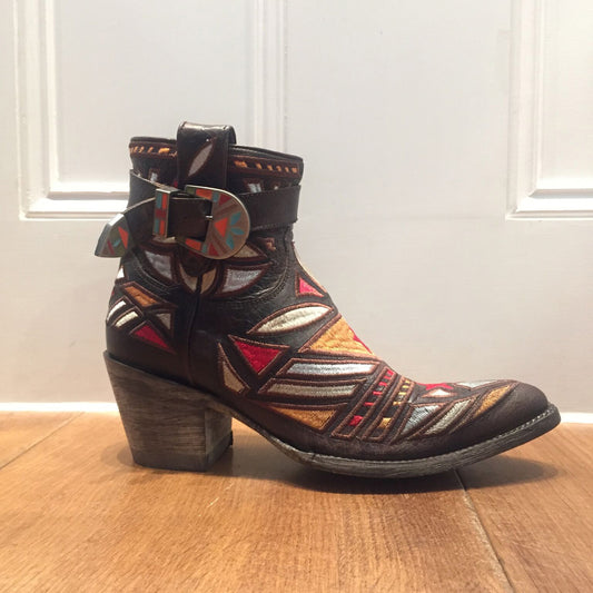 Chocolate Kali Buckle Cowboy Boots