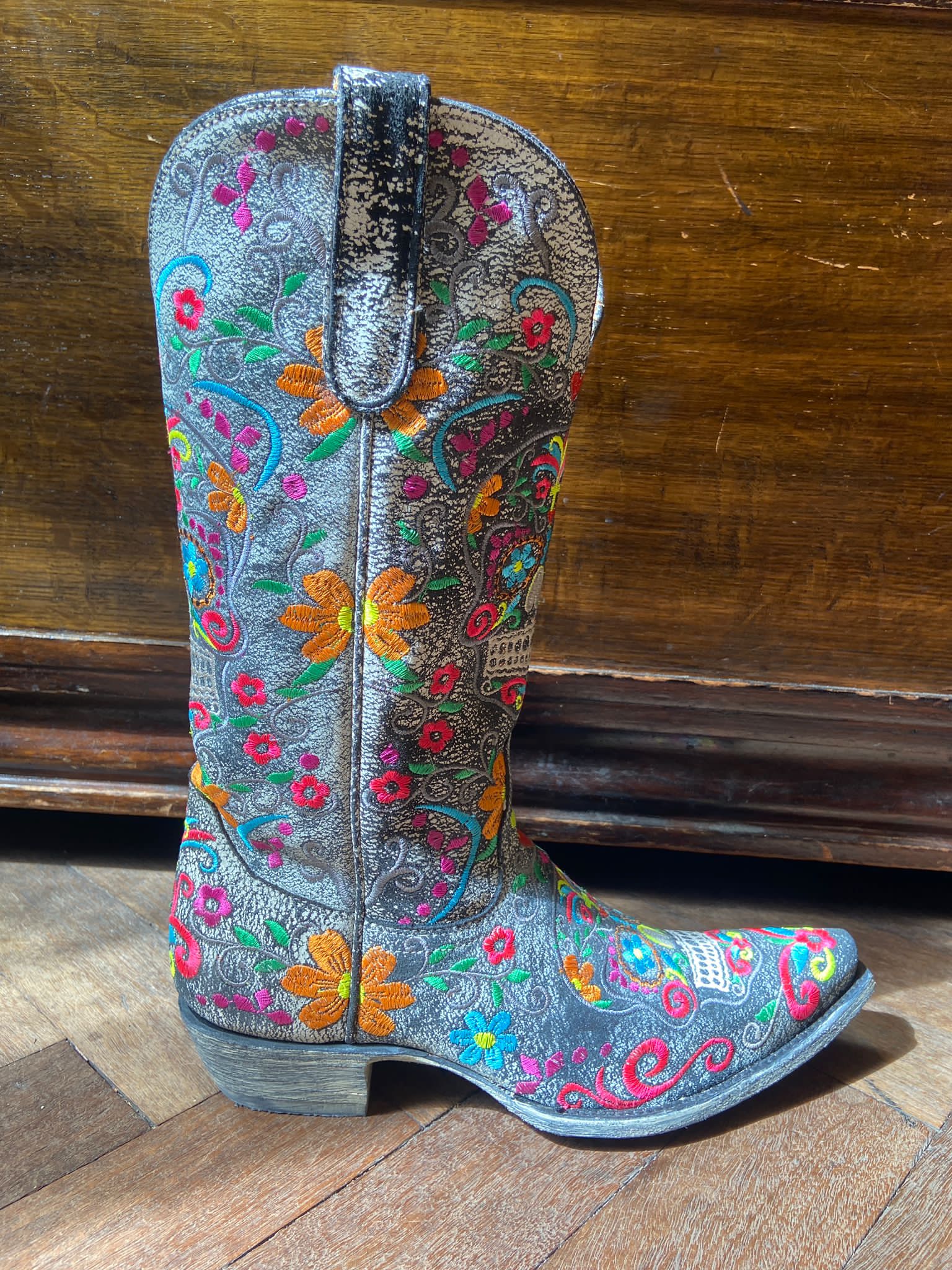 Day of dead boot hand made in USA