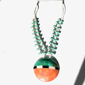 Large shell long necklace inlaid with turquoise