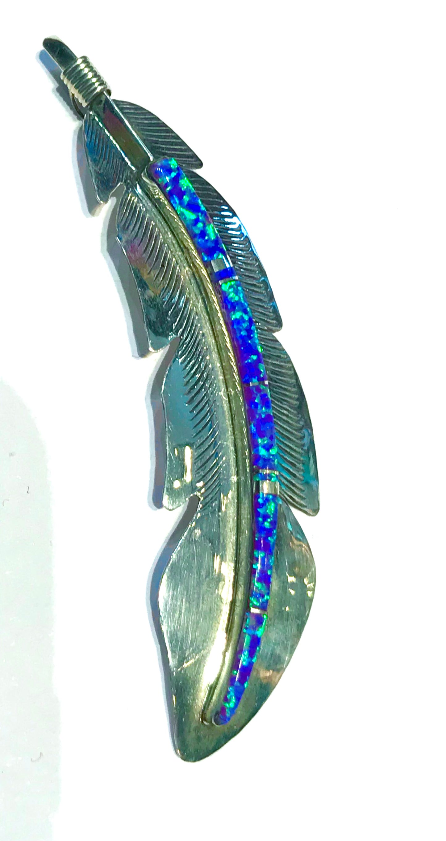 Large feather pendent