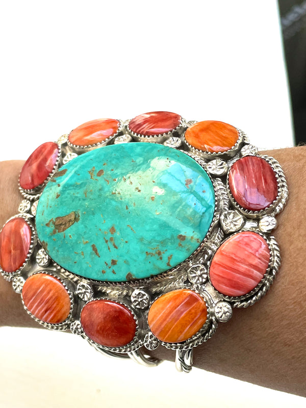 Stunning  turquoise bracelet