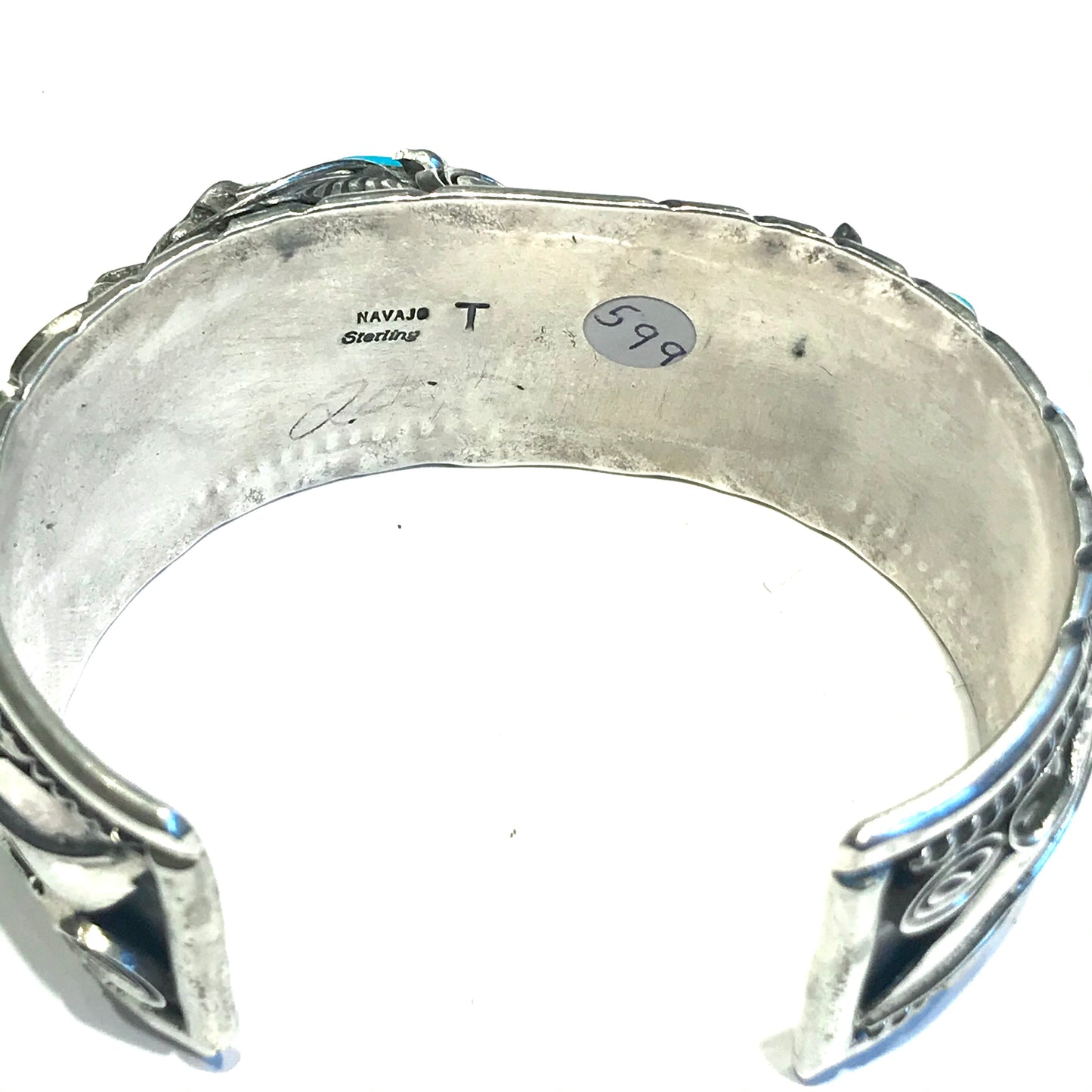 Bear bracelet with claw