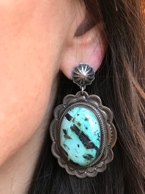 Green turquoise Navajo earrings amazing stunning stone