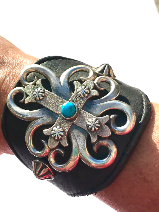 Leather Cuff bracelet sterling silver - Navajo