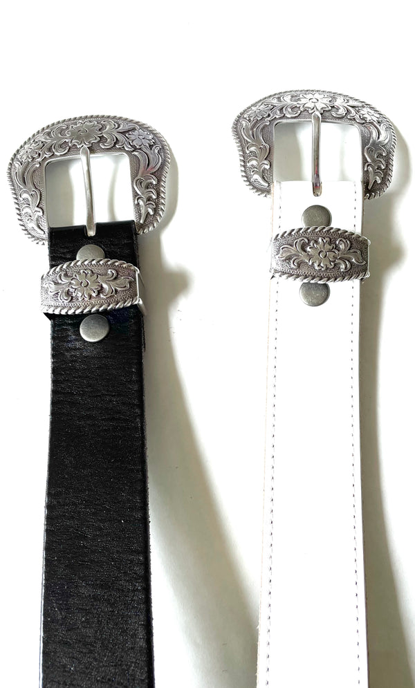 Belt black with buckle and tip