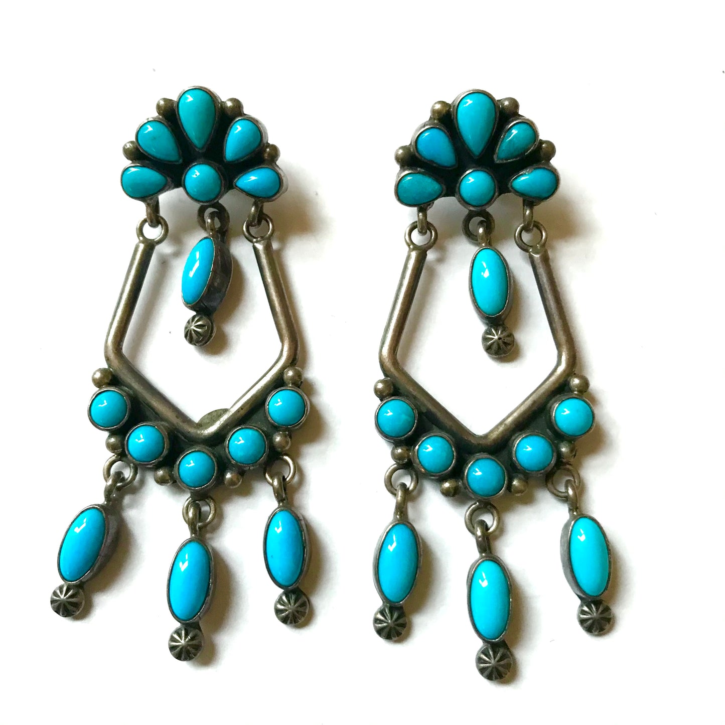 Amazing sleeping beauty earring