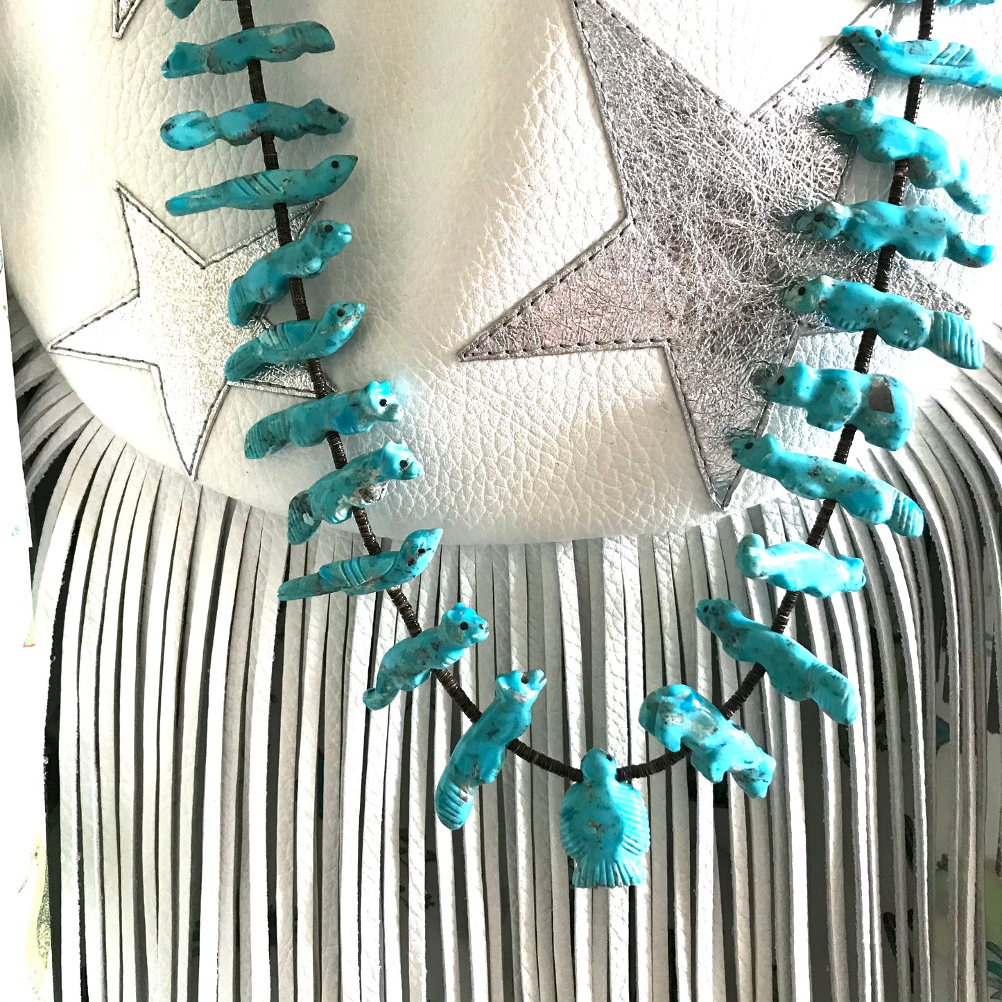 Amazing power animal necklace 🤍💙