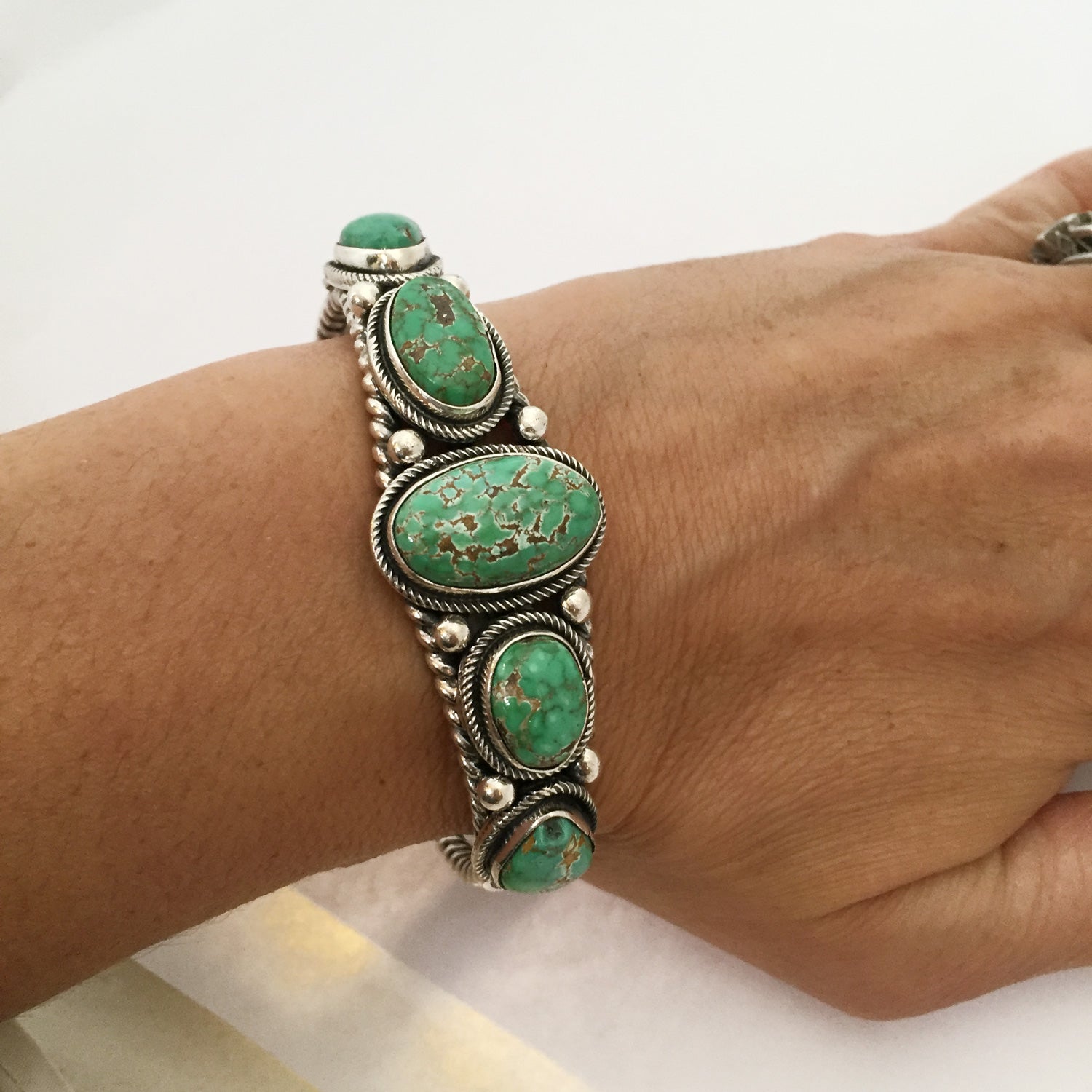 Buy HEER- HOUSE OF JEWELLERY Emerald Green Stones Pearls & Polki Ponchi  Bracelet Online