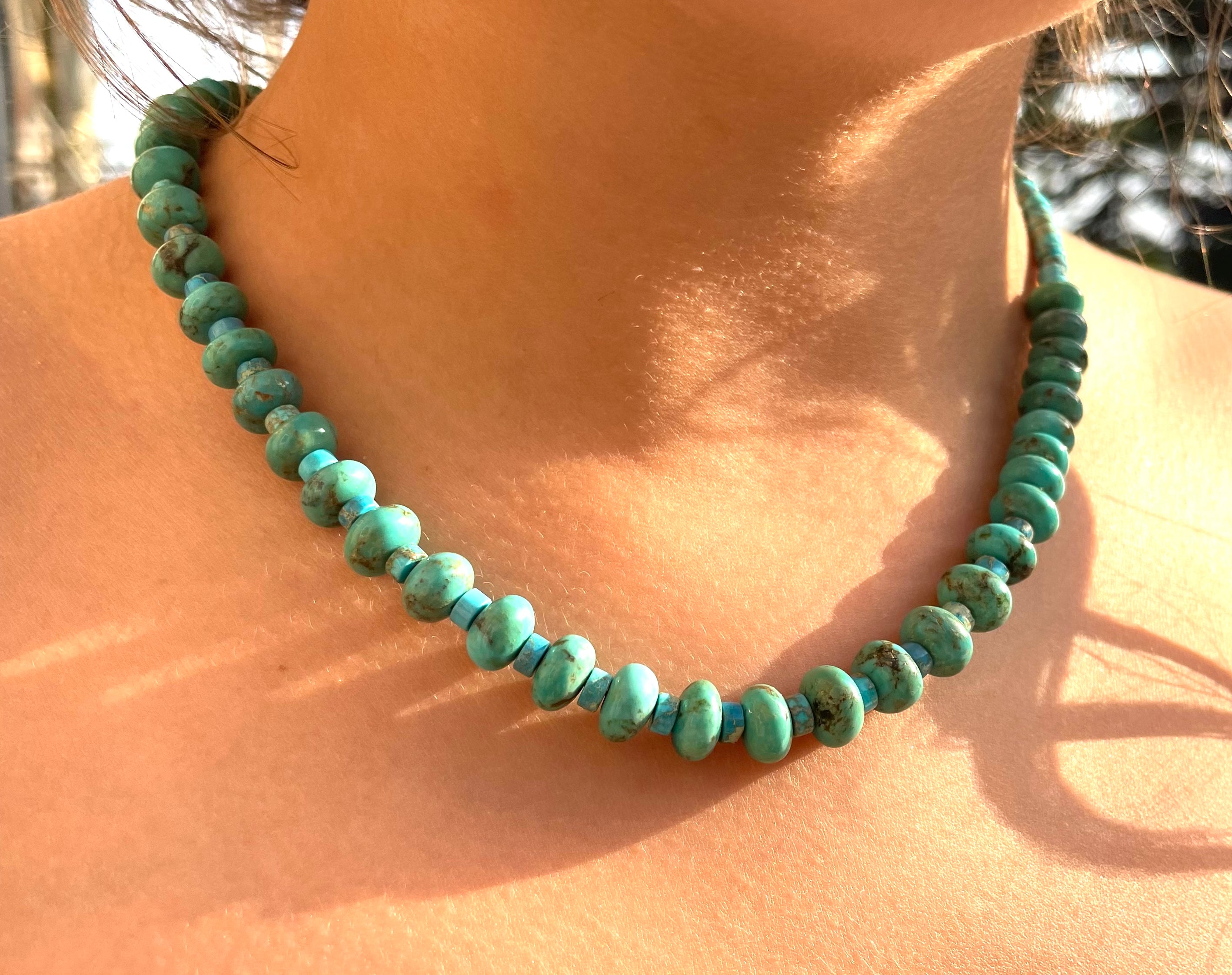 Turquoise necklace round stones