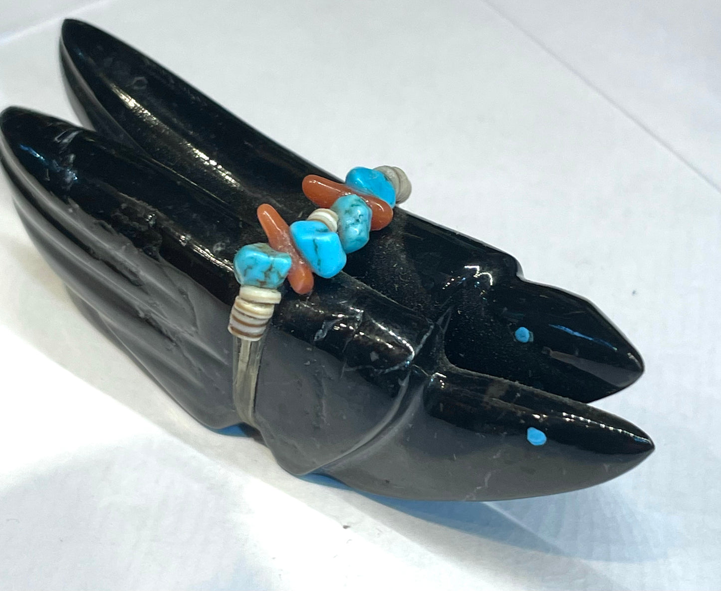 Zuni Fetish Pair of Crows