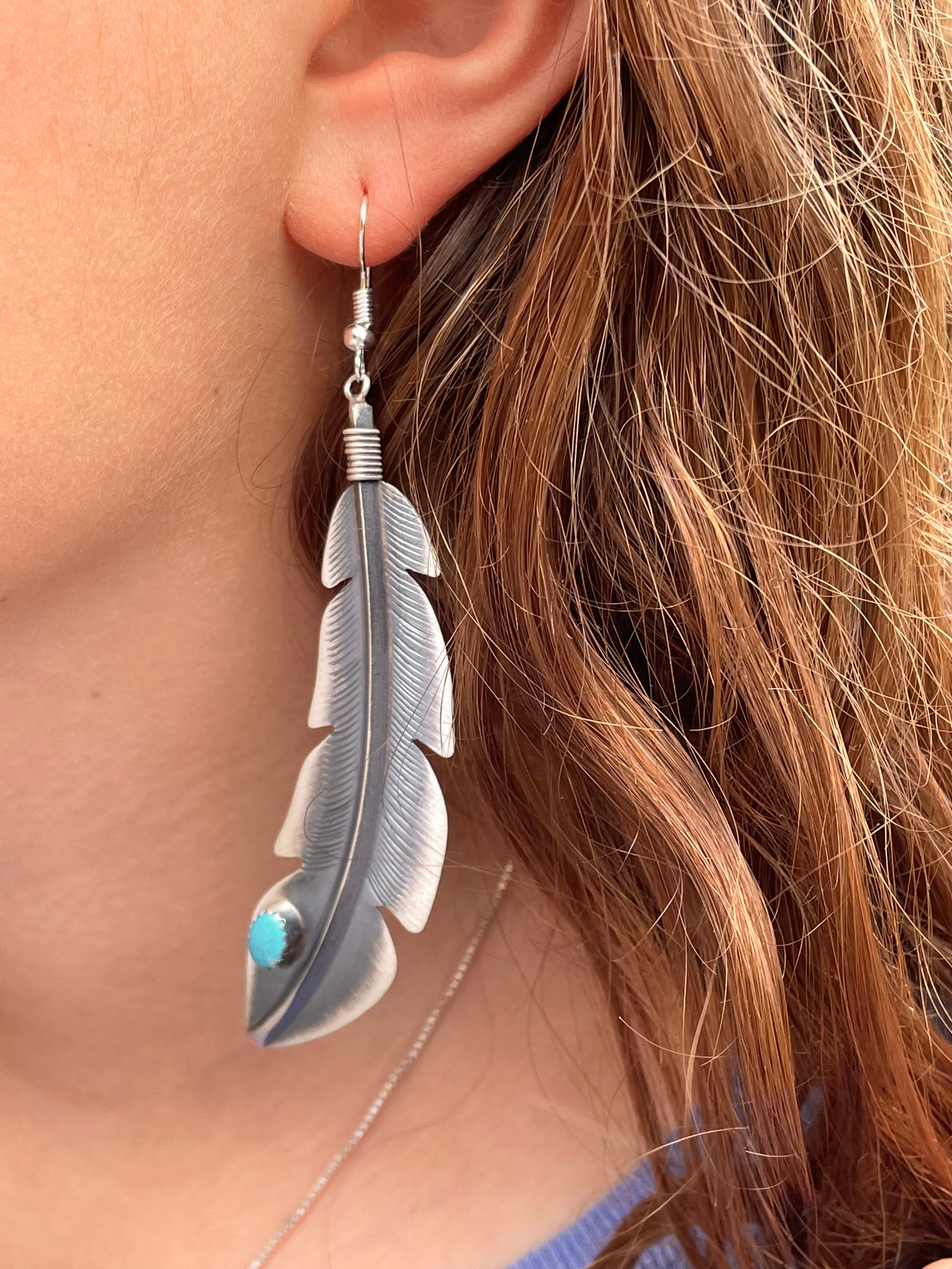 Ray Tracey Medium Feather Earrings with Lapis - 1J09A – N8tiveArts.com