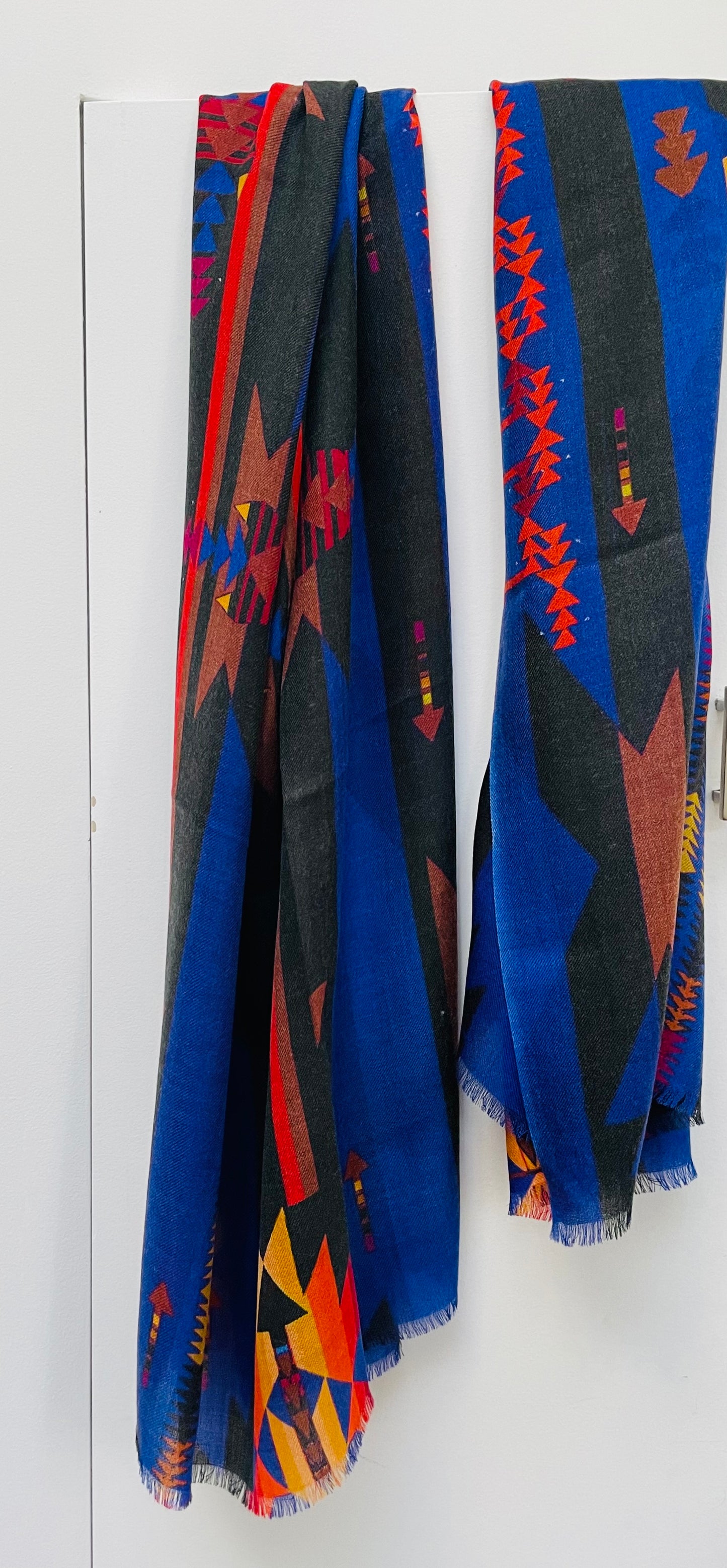 New cashmere / silk scarf / wrap Jessie Western brand