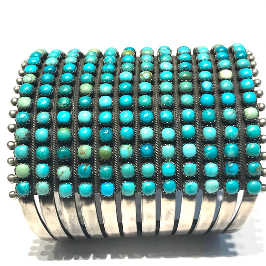 Exceptional cuff Navajo bracelet