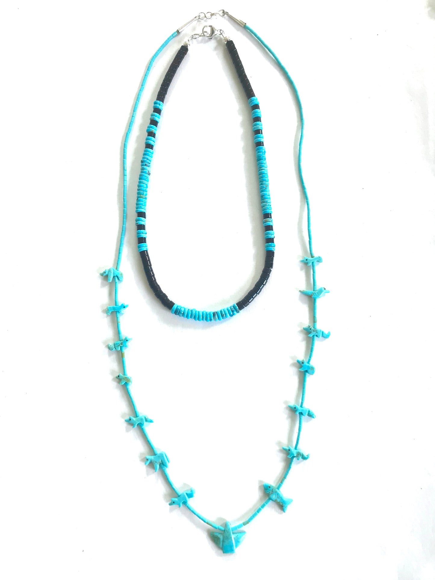 Medium width turquoise and jet necklace