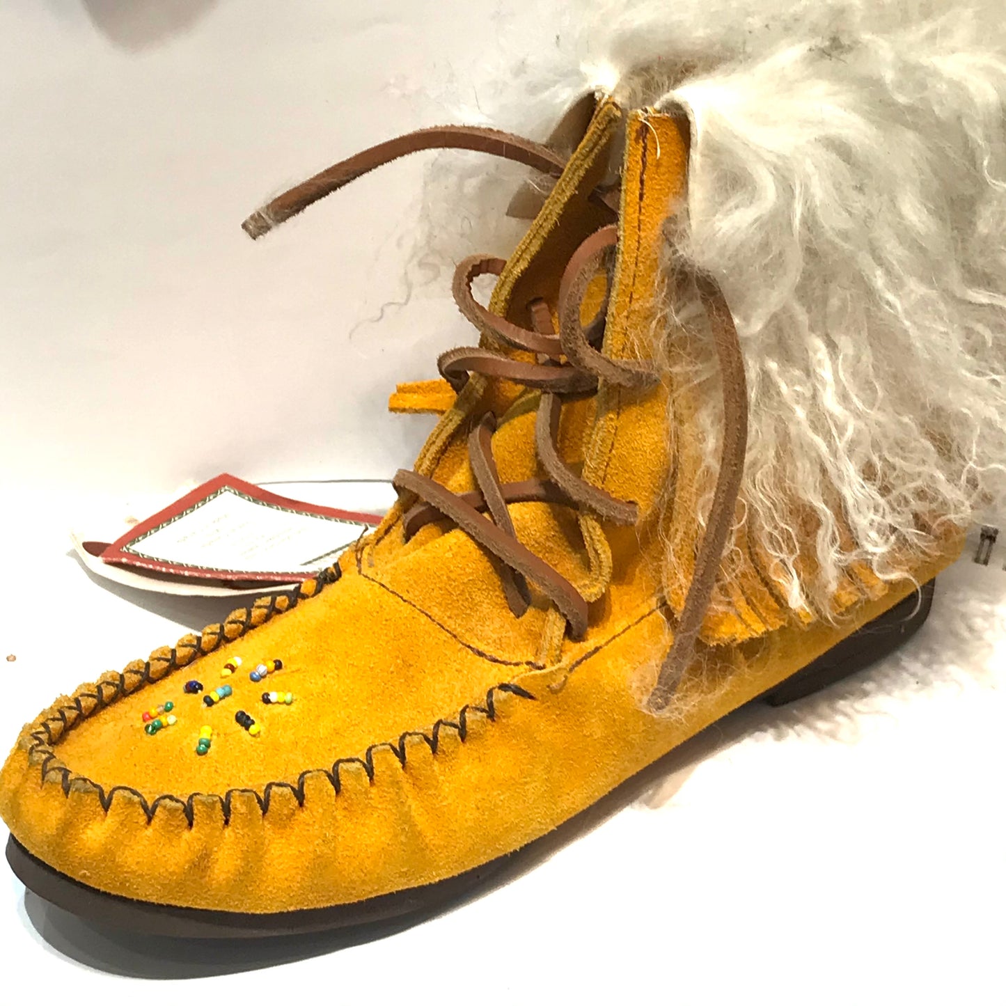 Short comfy moccasin