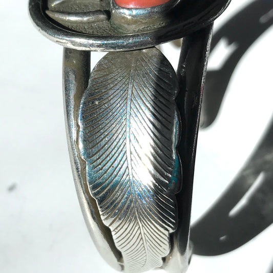 Vintage 1950s coral bear claw bracelet